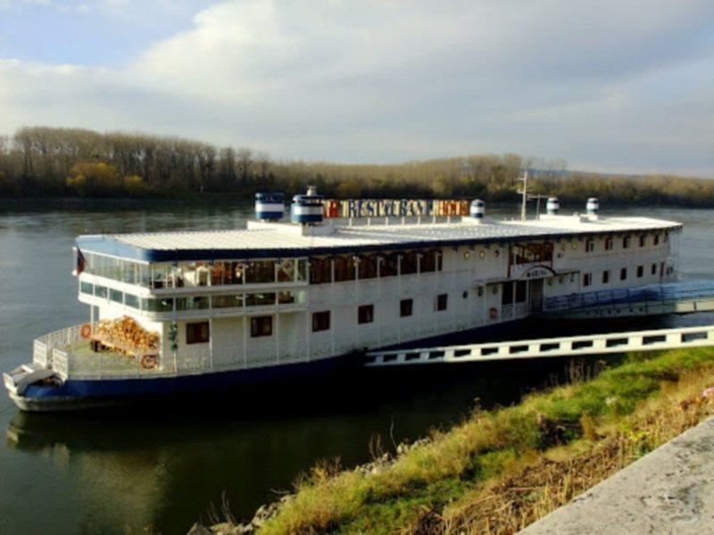 Botel Marina Bratislava Exteriör bild