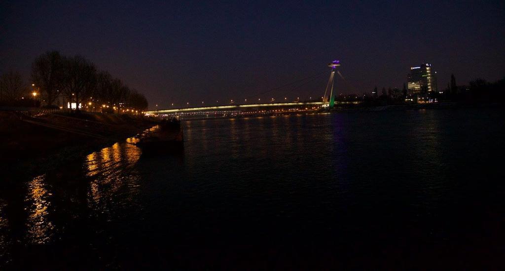 Botel Marina Bratislava Exteriör bild