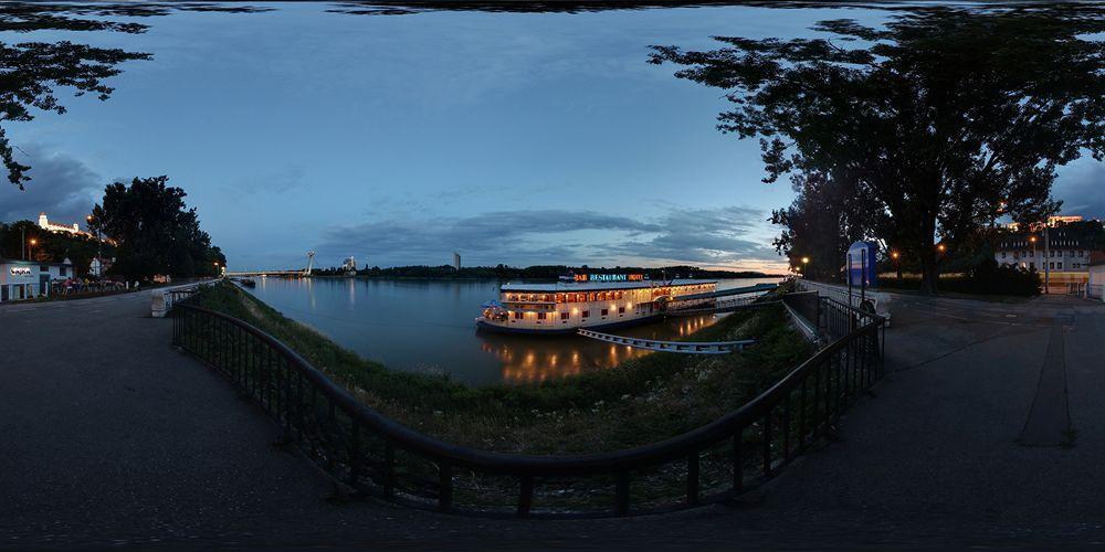 Botel Marina Bratislava Exteriör bild