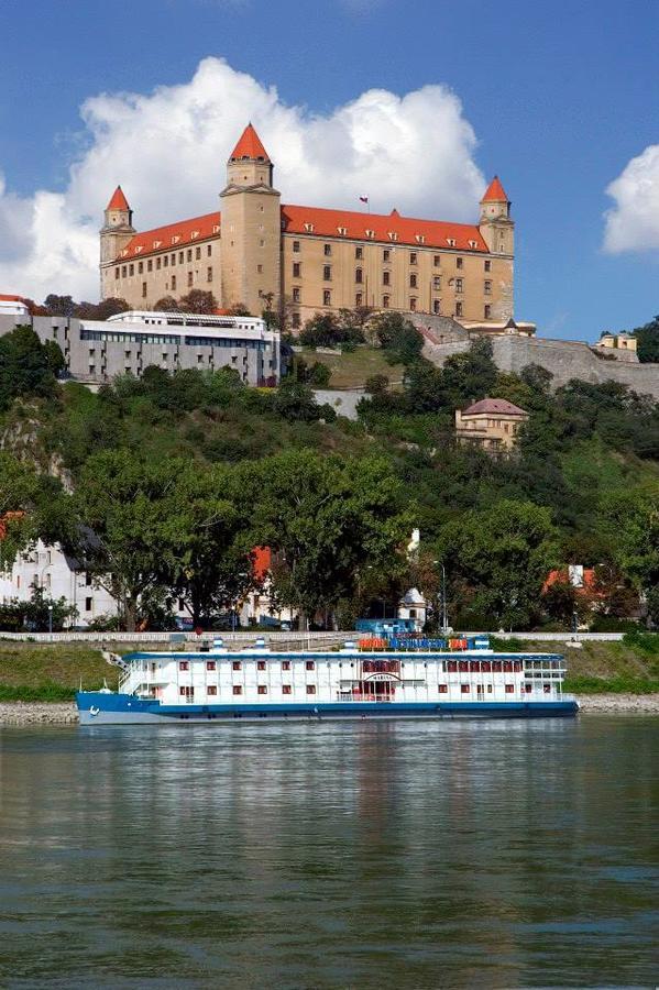 Botel Marina Bratislava Exteriör bild