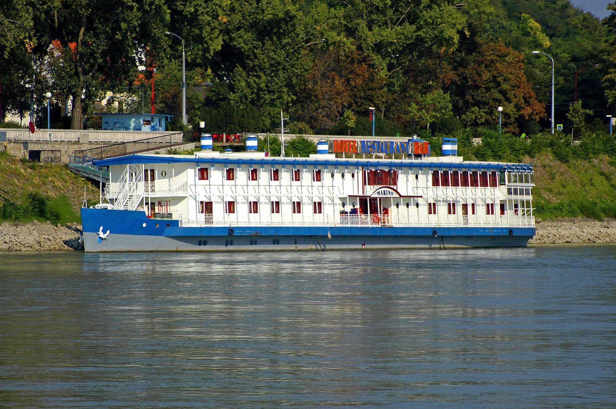 Botel Marina Bratislava Exteriör bild